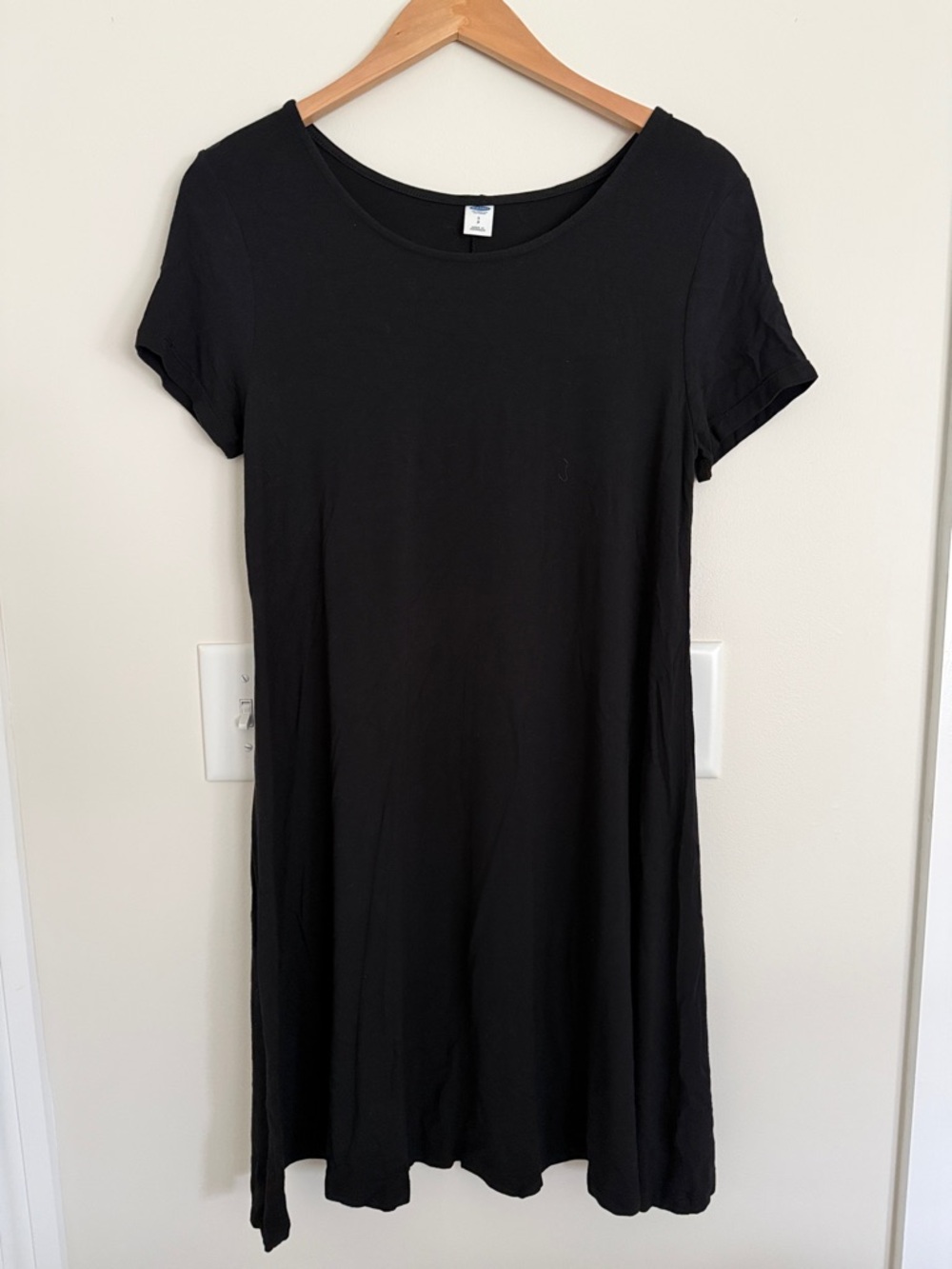 Old Navy Black Short Sleeve Swing Dress